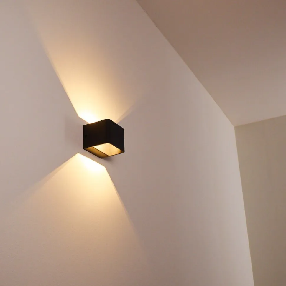 Applique Murale Chuitna Led Noir, 1 Lumiere