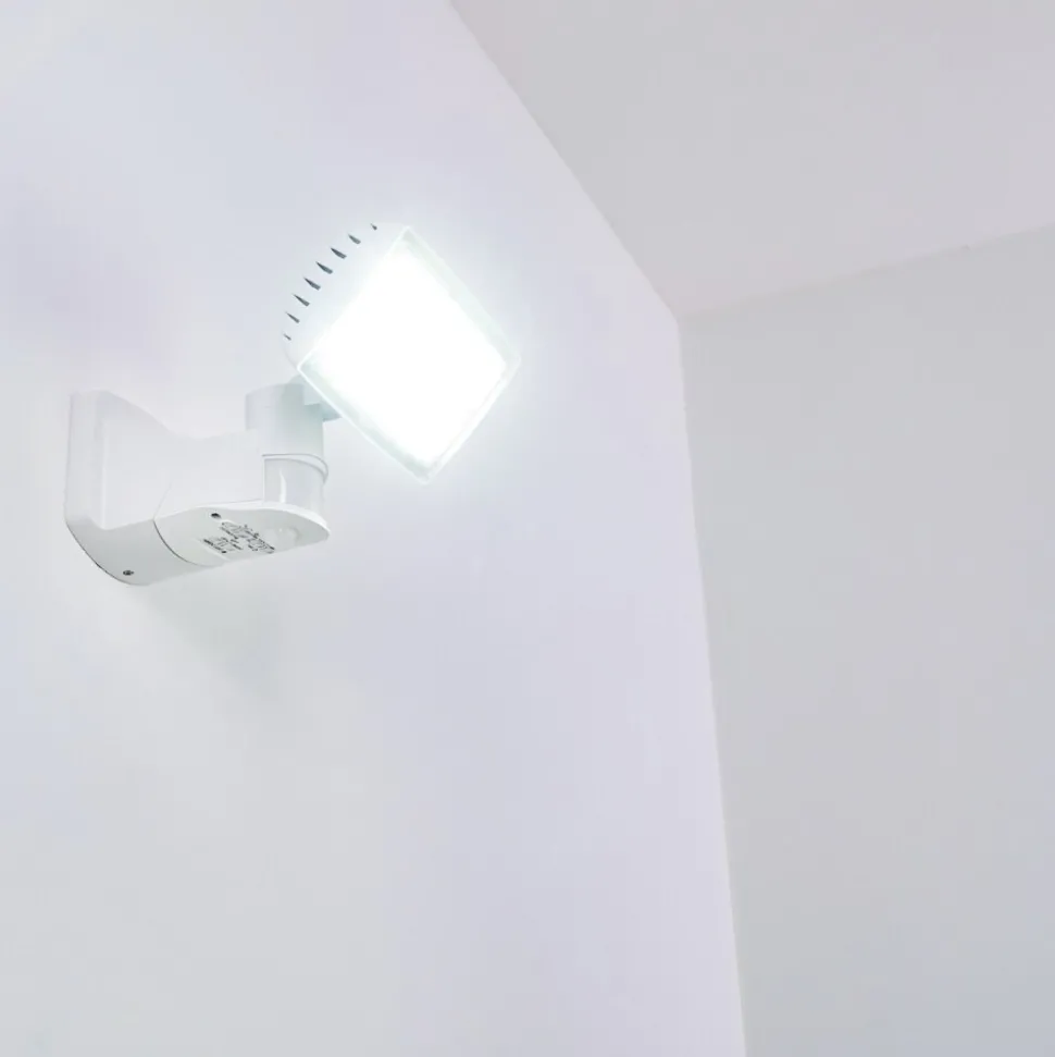 Applique Murale D'Exterieur Loit Led Blanc, 1 Lumiere, Detecteur De Mouvement