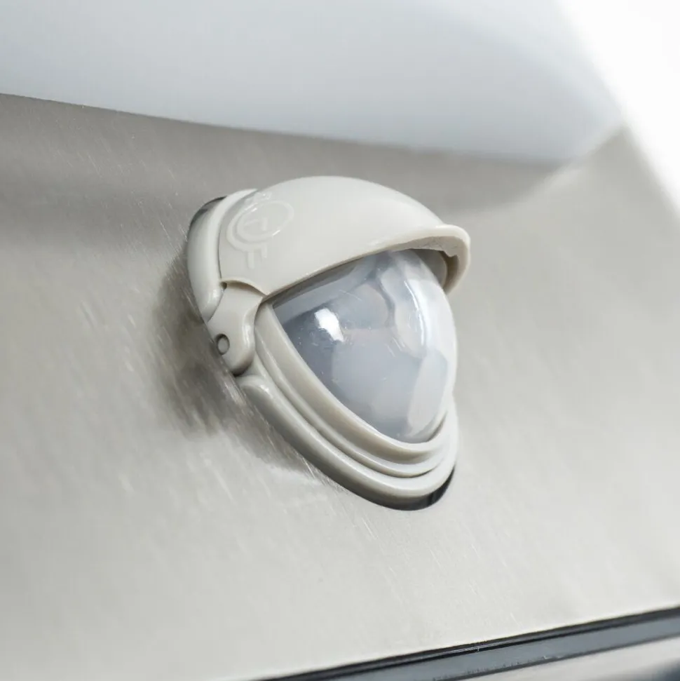 Applique Murale D'Exterieur Kimola Led Nickel Mat, 1 Lumiere, Detecteur De Mouvement