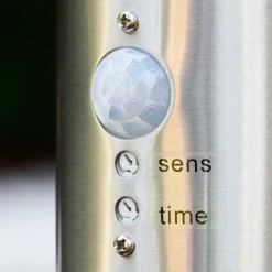 Borne D'Eclairage Caserta Acier Inoxydable, 1 Lumiere, Detecteur De Mouvement